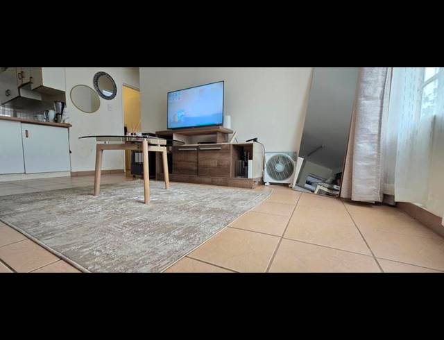 2 BEDROOM APARTMENT FOR SALE IN PRESTBURY